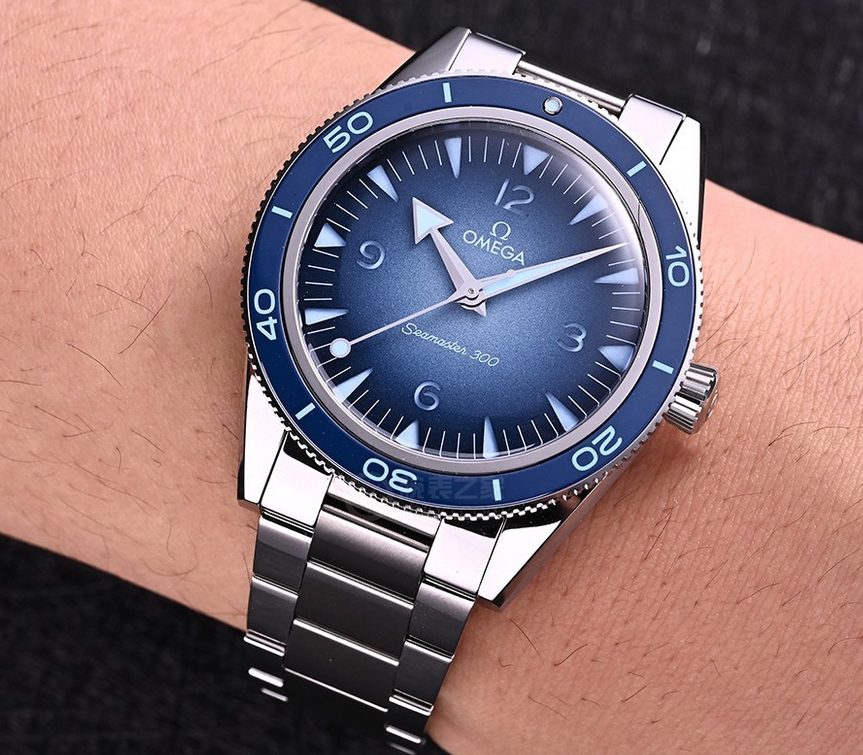Replica Omega Seamaster 300 Summer Blue Watch Review 234.30.41.21.03.002