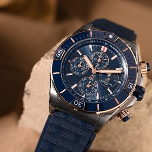 Replica Breitling Chronomat Super 44 Four-Year Calendar Watch Review